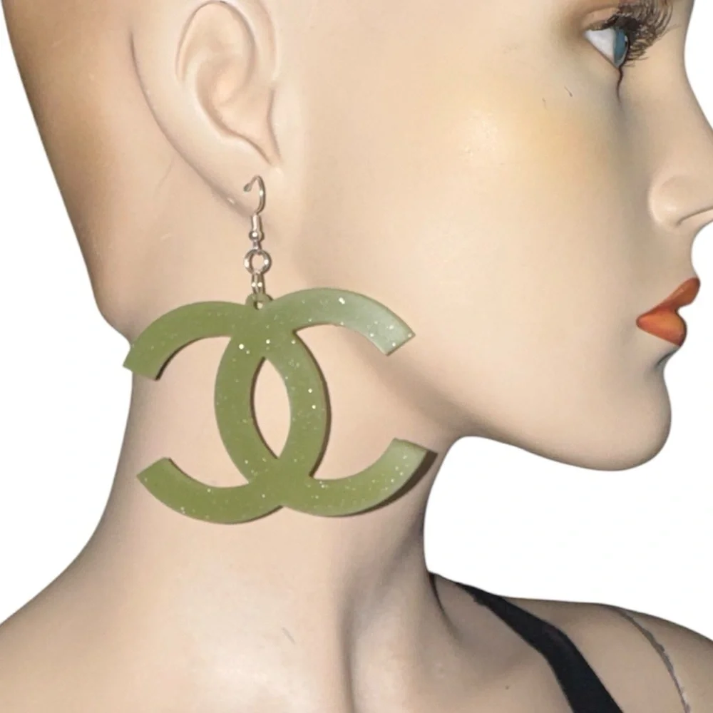 Streetwear Fashion Army Green Dangle Earrings - Picture 3 of 12